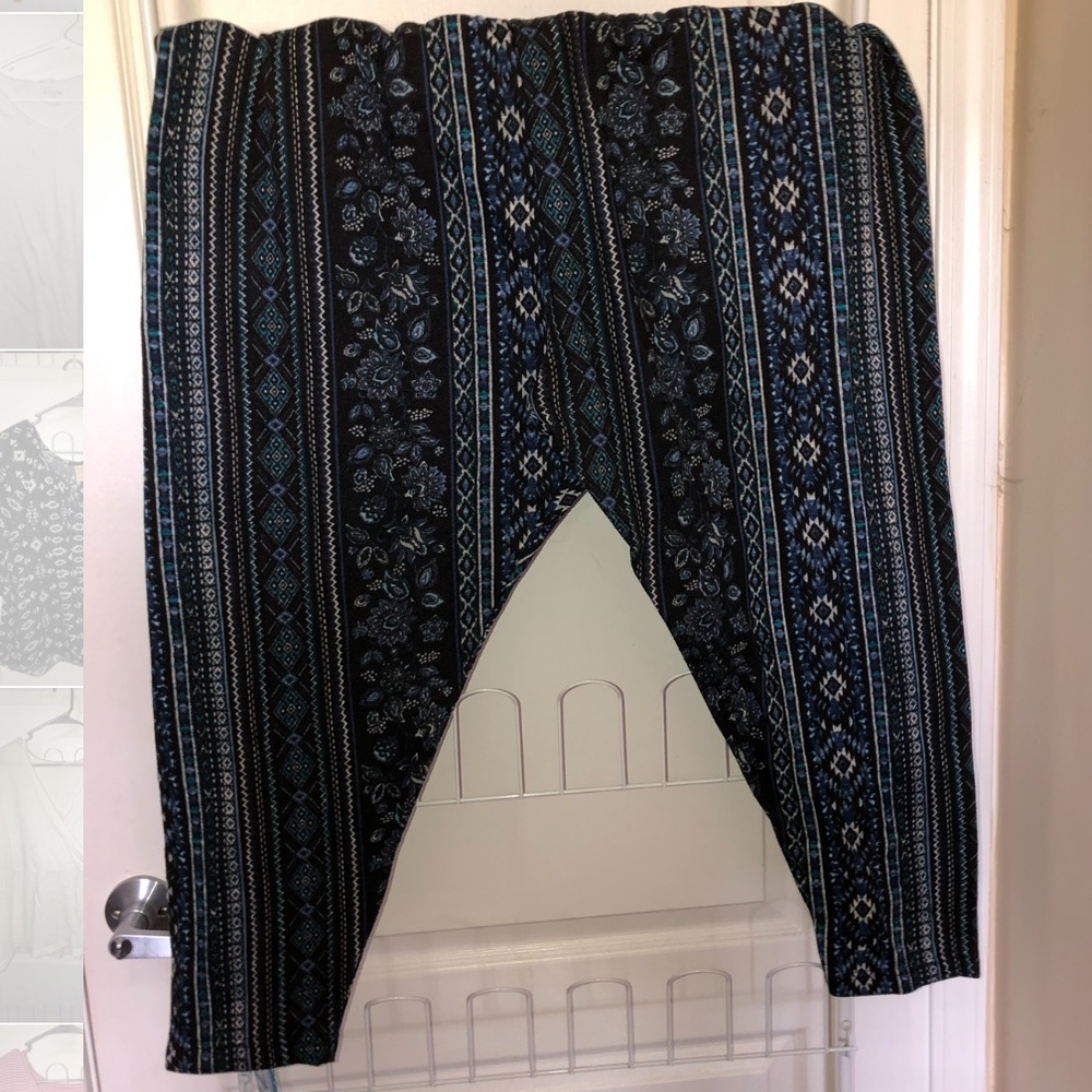Cute fleece lined blue printed leggings